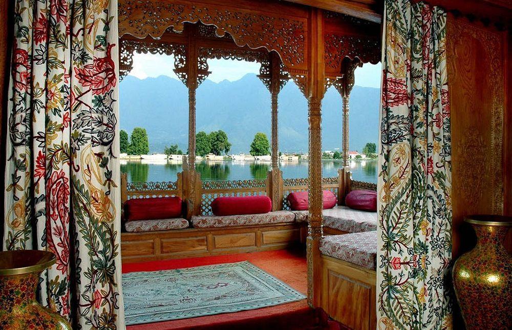 Welcomheritage Gurkha Houseboats Srīnagar Esterno foto