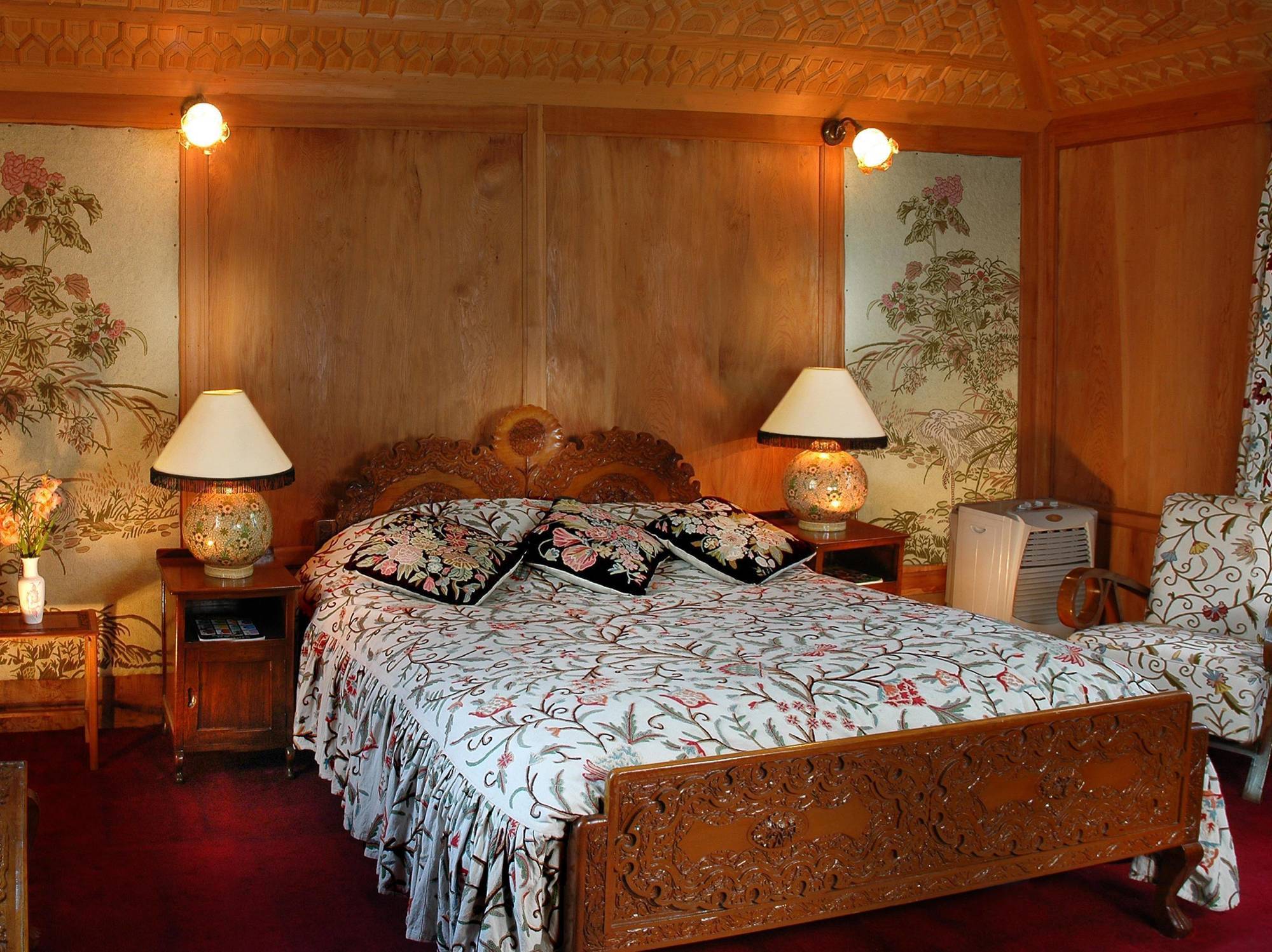 Welcomheritage Gurkha Houseboats Srīnagar Esterno foto